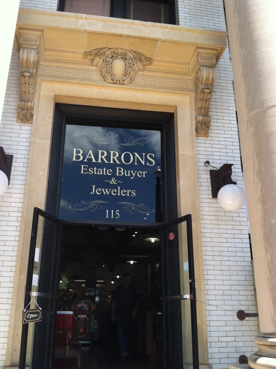 Estelle's ESTELLE'S HOUSE THE SQUARE