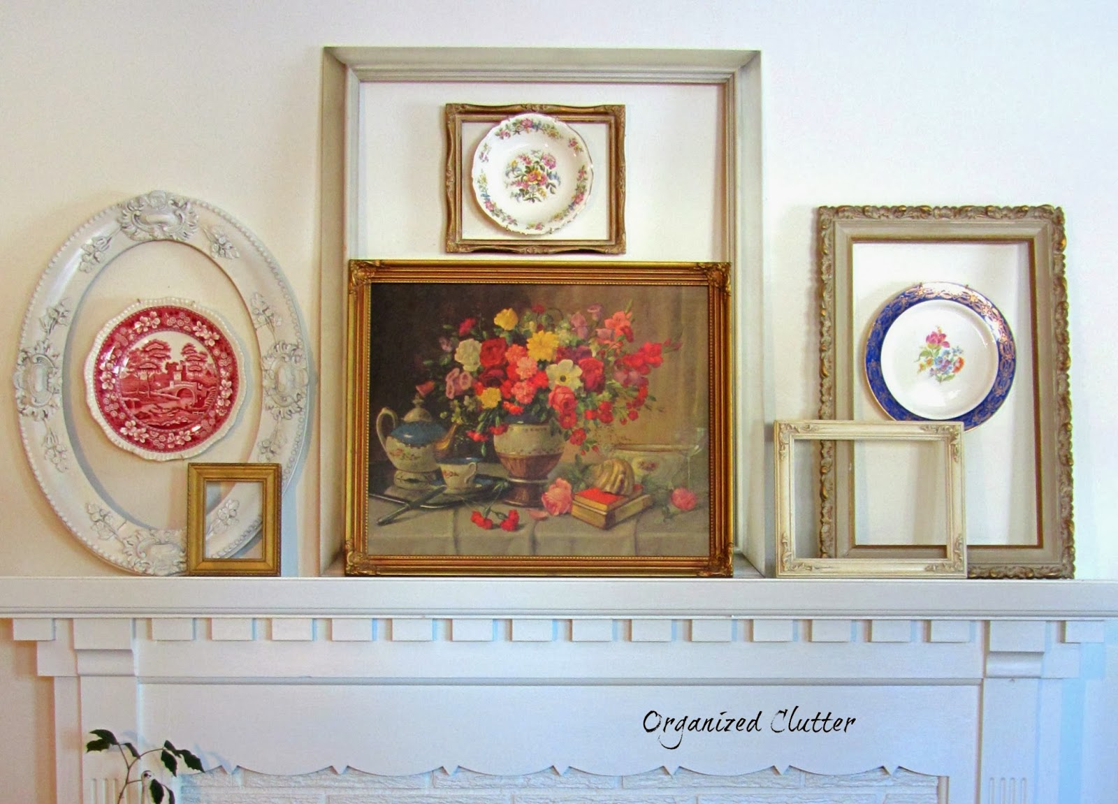 Frames and Plates on the Mantel Organized Clutter