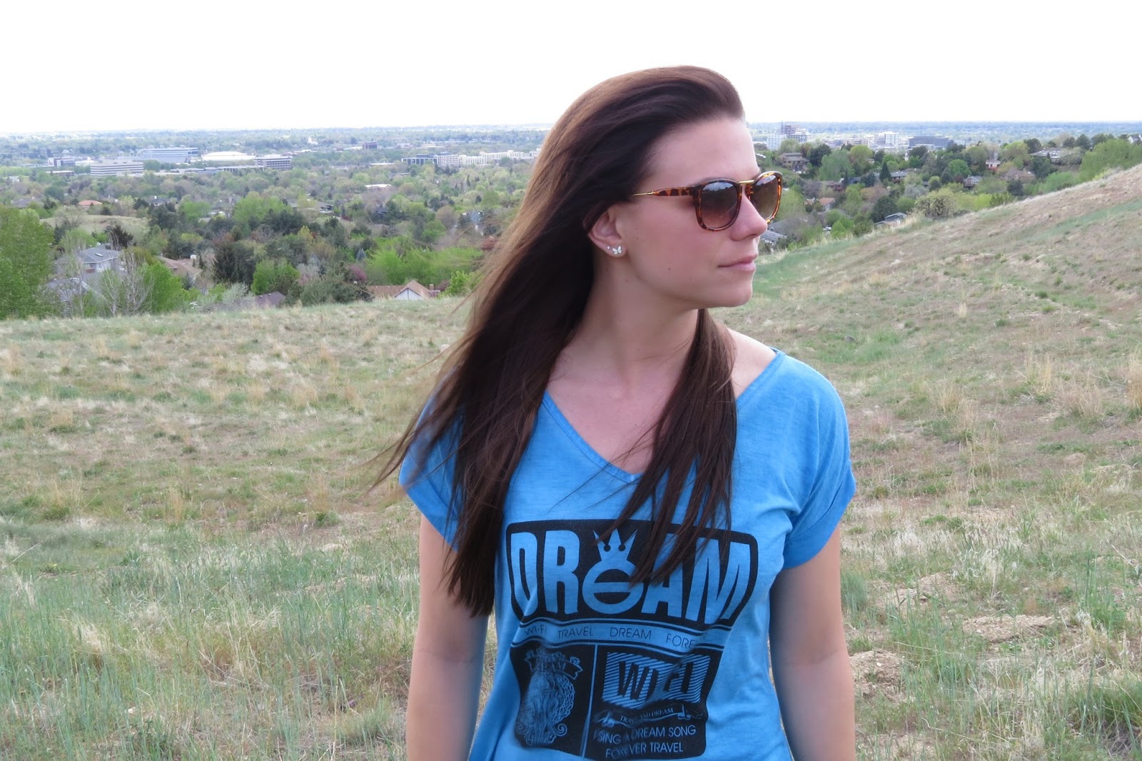 t-shirt and jeans, boise foothills