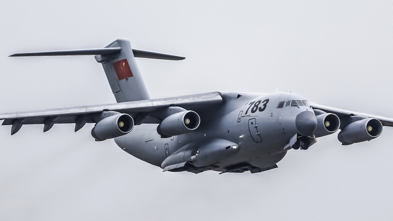 Amazing Shots of Y20 Heavy Military Transport Aircraft From Zhuhai