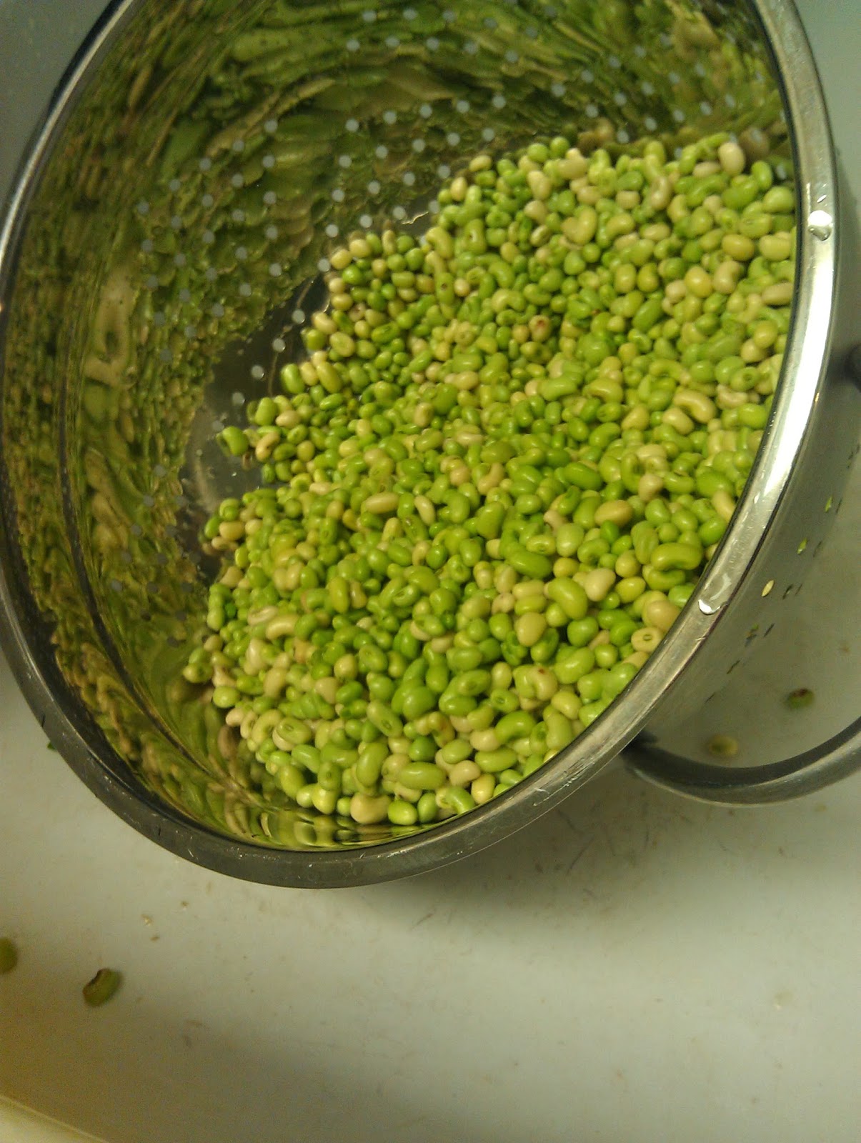 Brown's Farm White Acre Peas