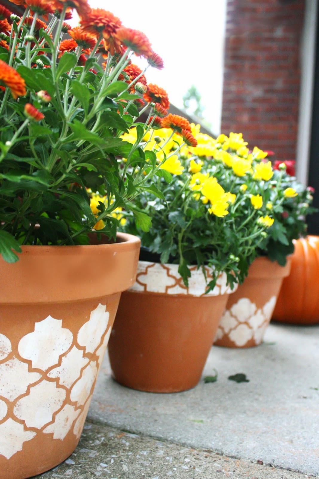 DIY Stenciled Mum Pots The Pretty Life Girls