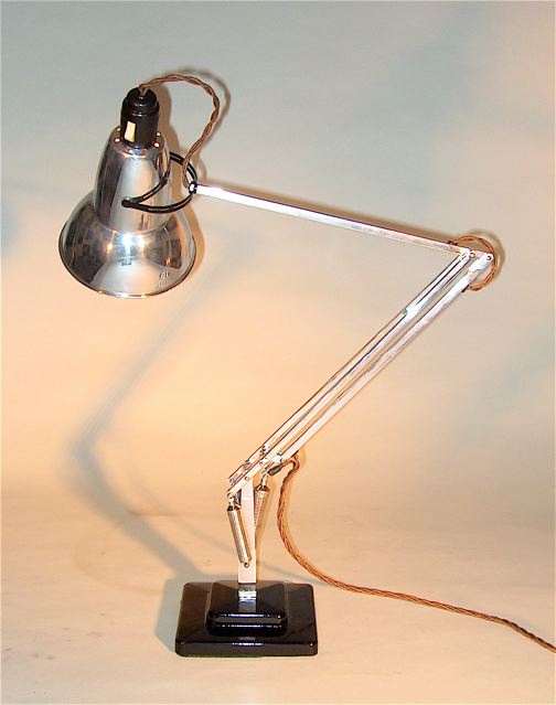 ANGLEPOISE LAMP