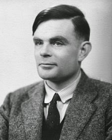Entre a ficção e a realidade, O Jogo da imitação revela a saga do  matemático Alan Turing