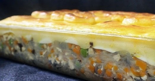 indisch eten!: pastei toetoep (pastel tutup): indische pastei met