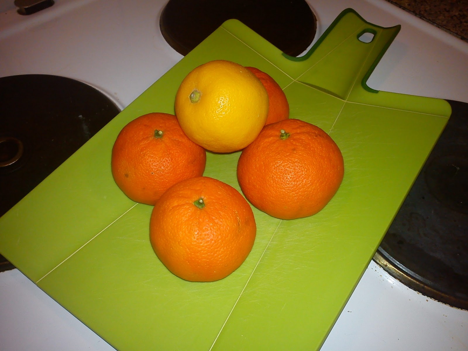 Kitchen of Kiki Lemonade with clementines and bergamot