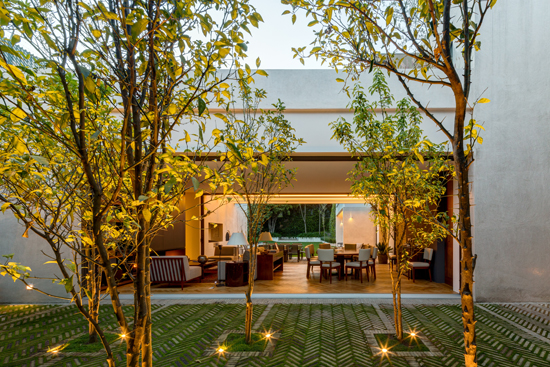 podio: Casa Jardín, todo en uno