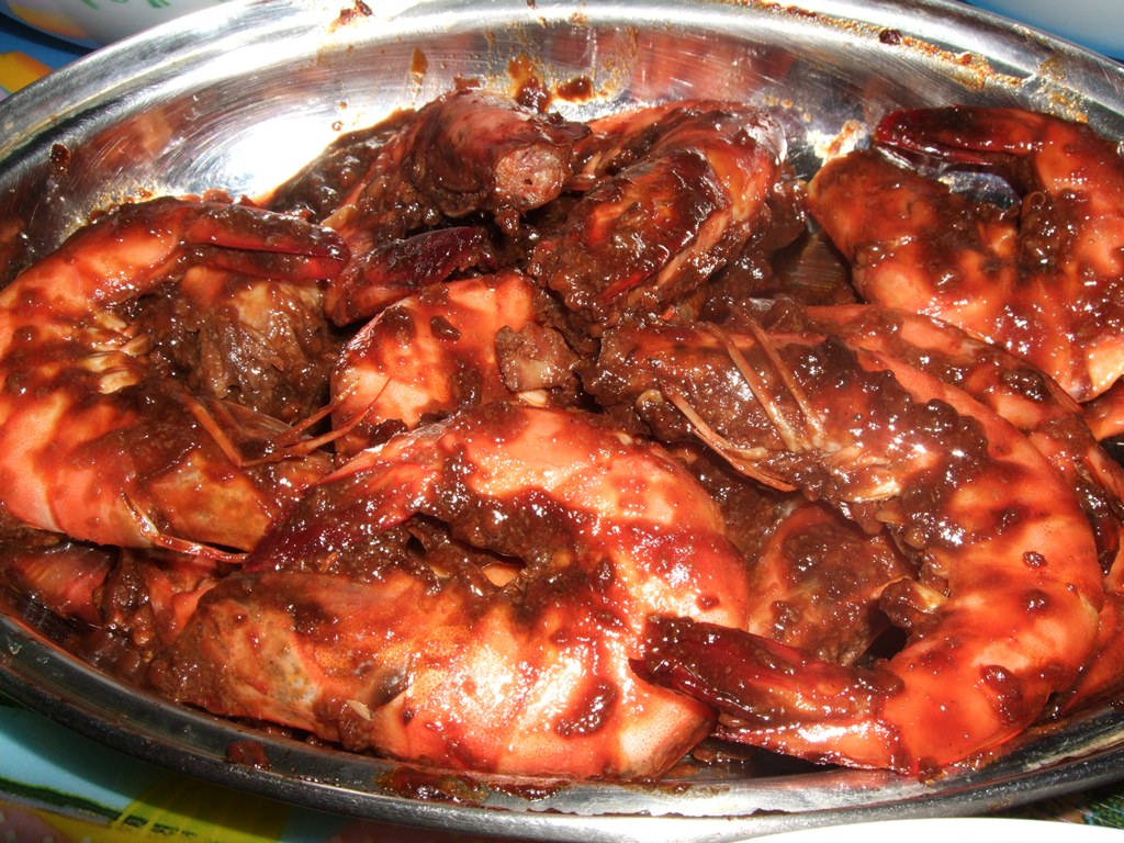 Mum's Yummy Recipe Stir Fried King Prawns in Dark Sauce