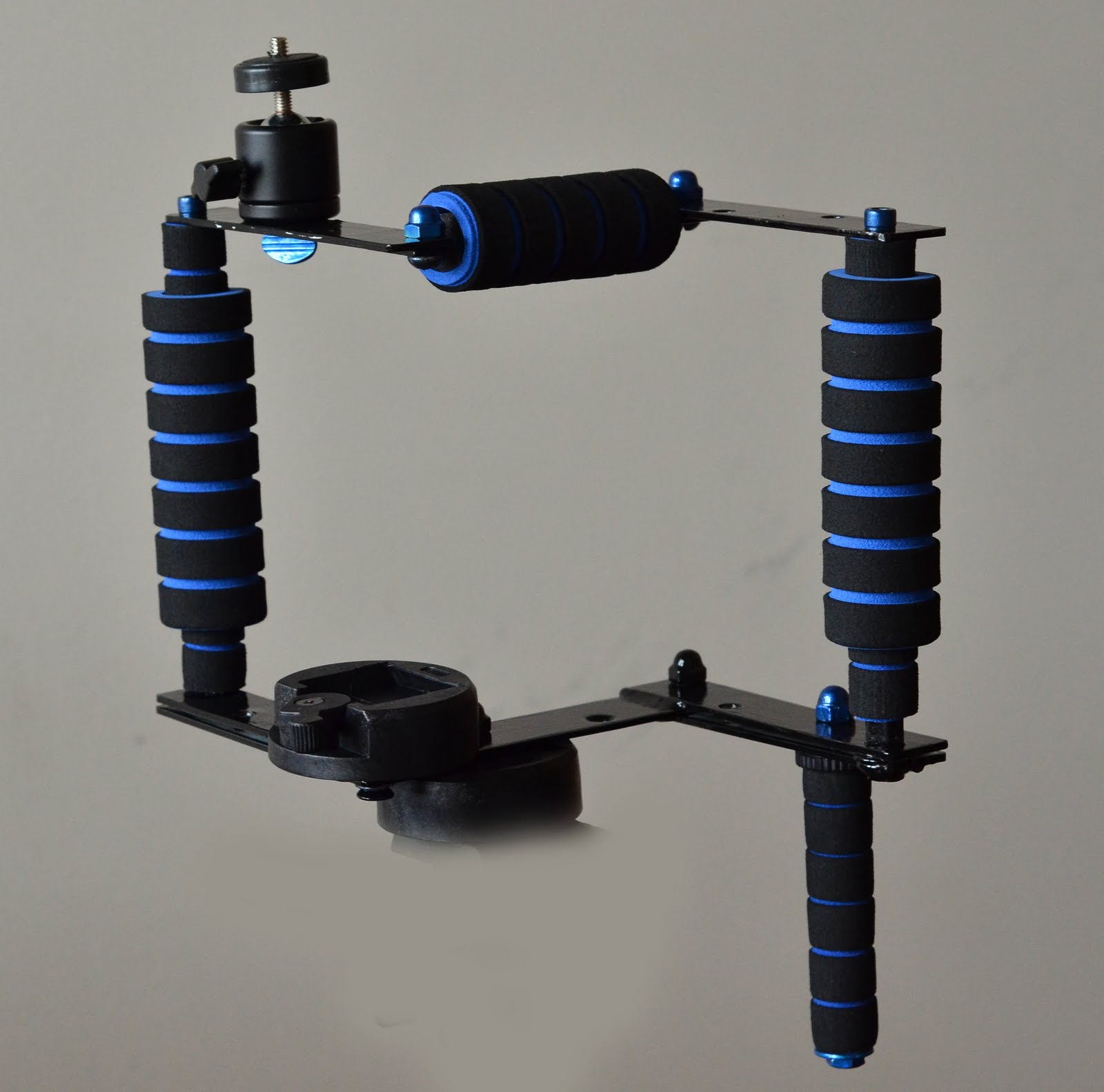 Walker DSLR Cage The Walker DSLR Cage