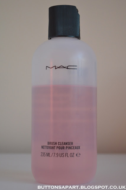 a picture of the mac brush cleanser