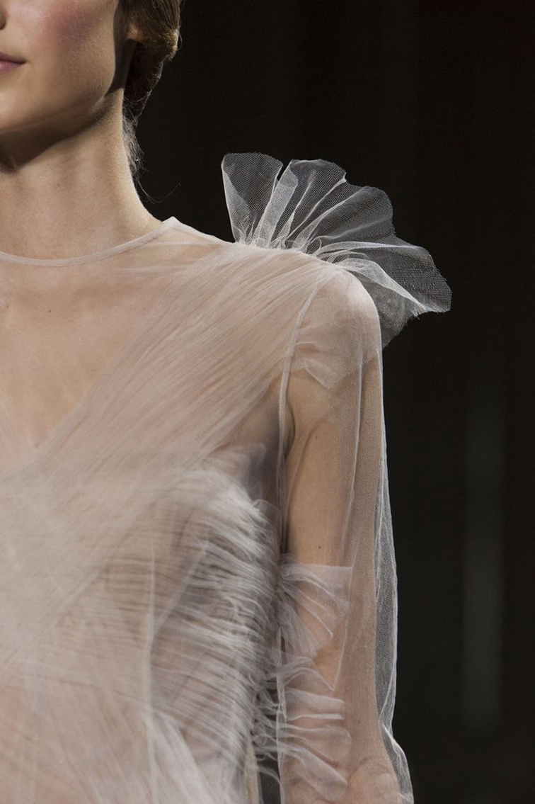 Valentino runway, tulle dress, delicate, ballerina style Valentino runway, tulle dress, delicate, ballerina style
