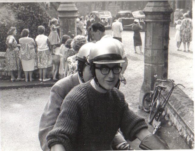 alan drage and a velocette
