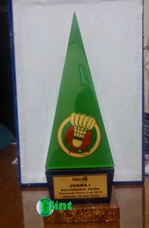 plakat badminton glint trophy pusat dan tempat plakat badminton glint trophy pusat dan tempat