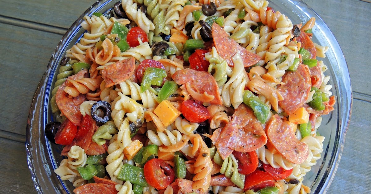Cooking Creation Italian Pasta Salad with Pepperoni & Red Wine Vinaigrette