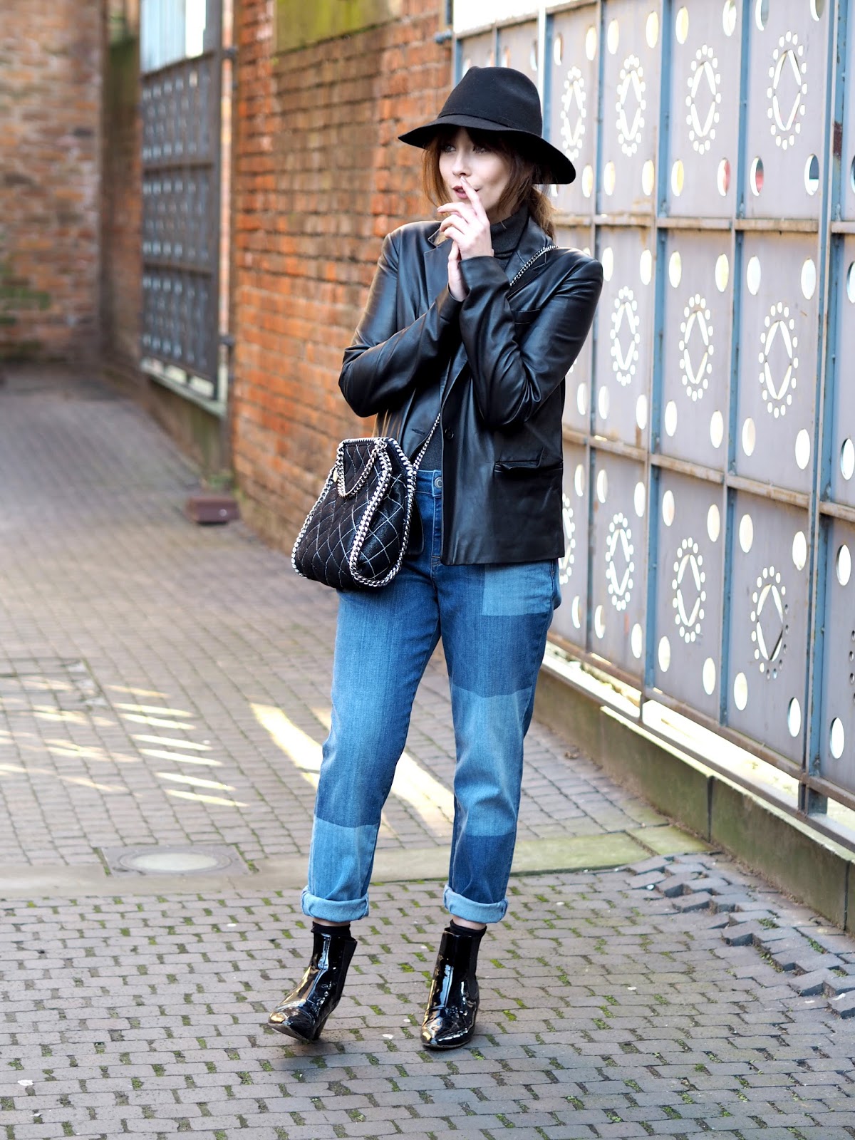 Away From Blue, Aussie Mum Style, Away From The Blue Jeans Rut:  Monochromatic Winter Outfits With Matchy-Matchy Pops of Colour Scarves and  Bags