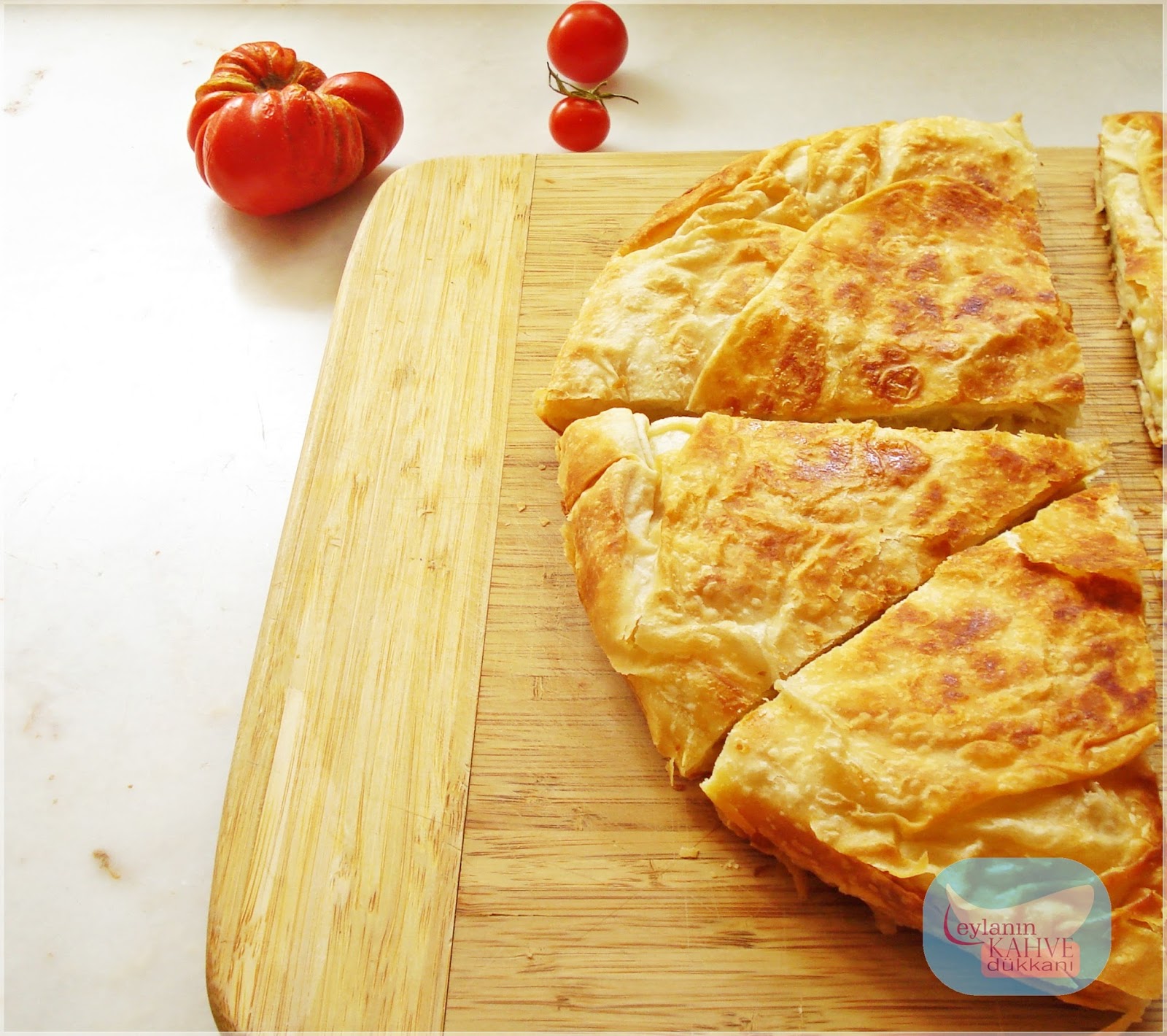 Tava Böreği ve �Bu Sonbahar� Leyla�nın Kahve Dükkanı