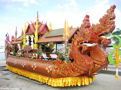Rua Chak Phra, Nathon November 2012 Wat Kunaram