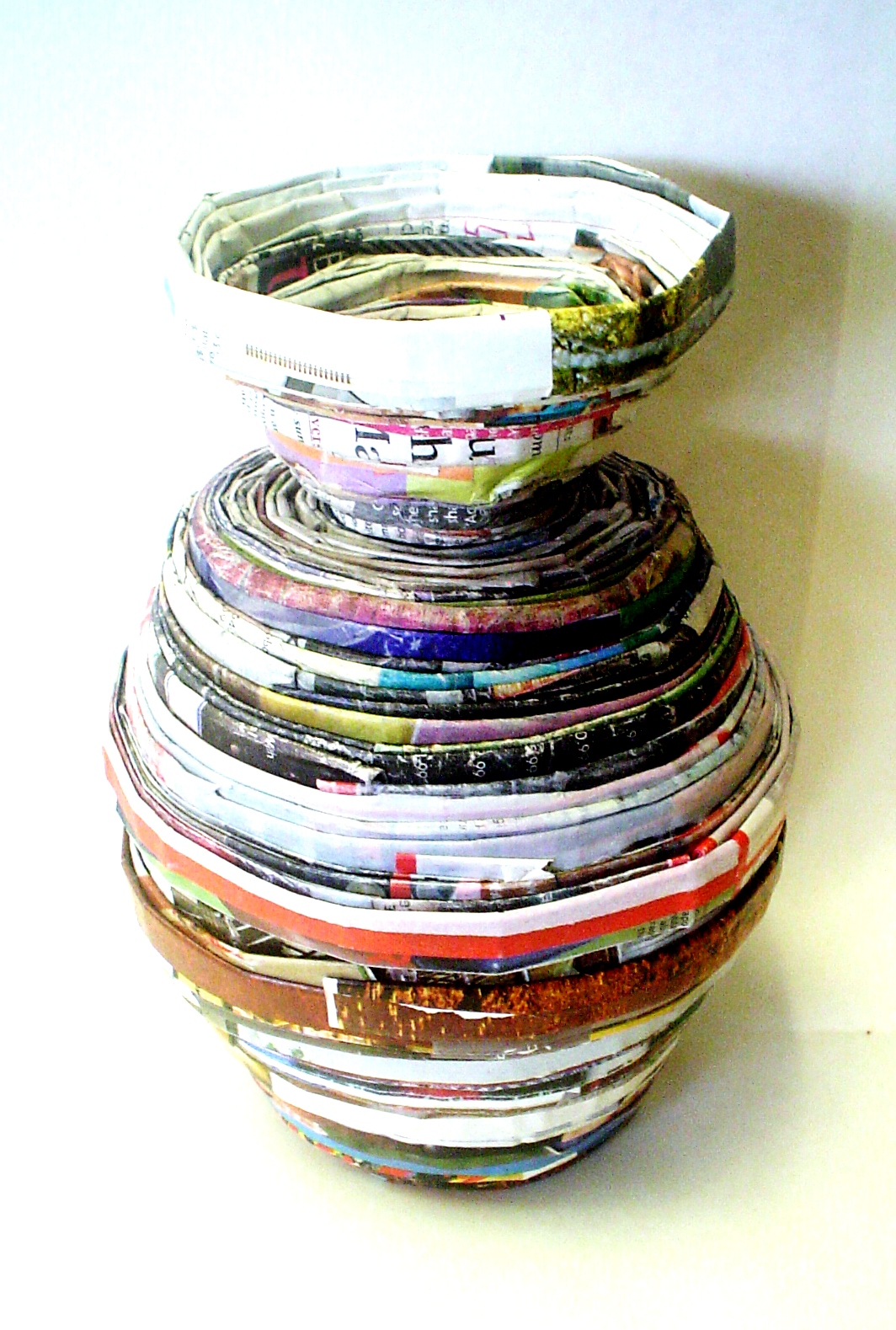 Lessons from the K12 Art Room Recycled Magazine Bowls