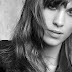 Alexa Chung es la nueva imagen de AGATHA!