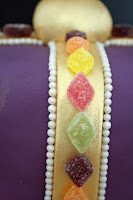 lauralovescakes...: Regal Jubilee Crown Cake