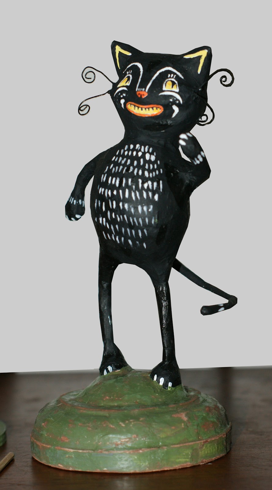 Quirky Artist Loft Halloween Paper Mache Sculptures