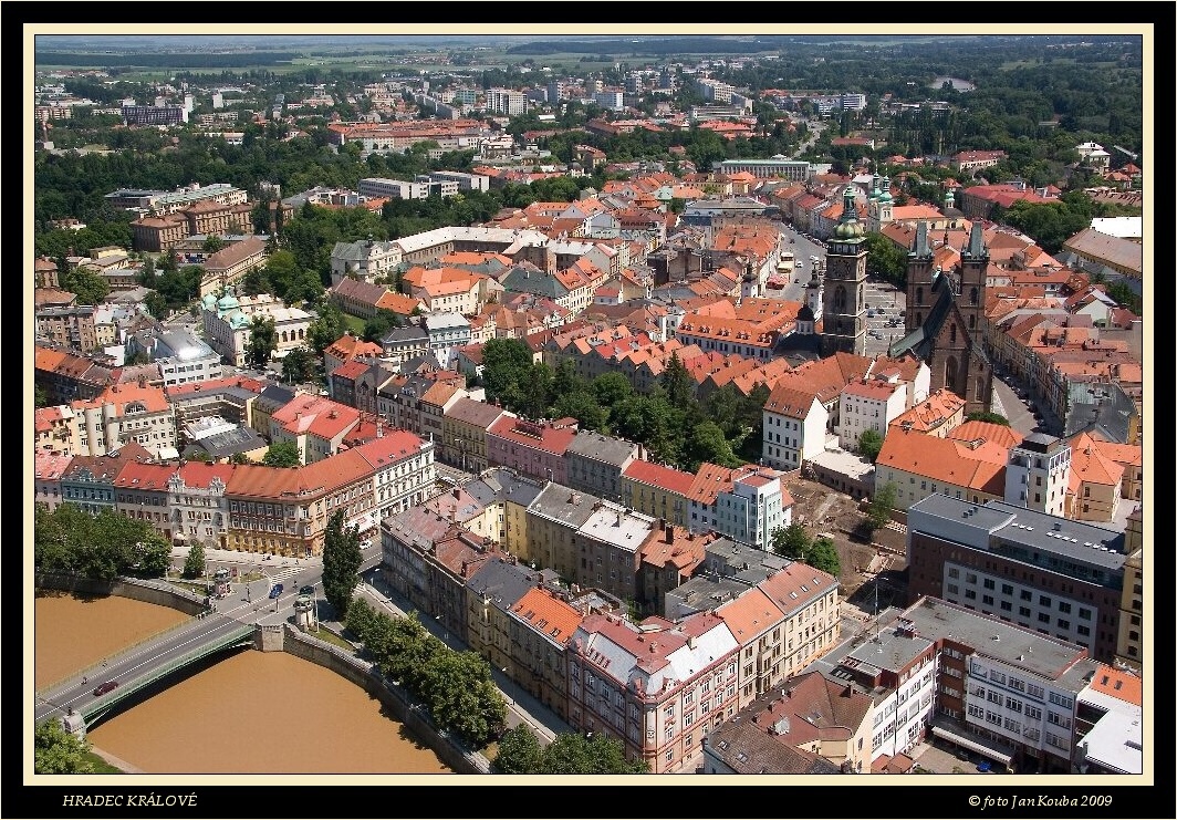 FLyFOTO letecká fotografie a video Hradec Králové