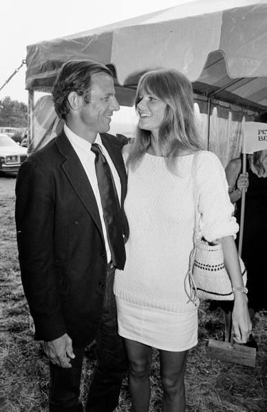 Get Peter Rollins Wife PNG