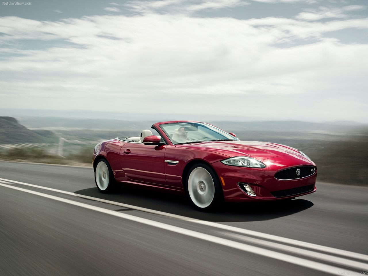 http://1.bp.blogspot.com/-Ceh6iedRJg8/TbADEqmsSEI/AAAAAAAAC6M/pgpvJezD0Vk/s1600/Jaguar-XKR_2012_1280x960_wallpaper_03.jpg