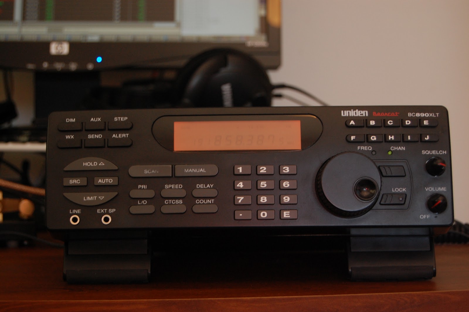 Utah Radio Uniden BC890XLT Discriminator Tap