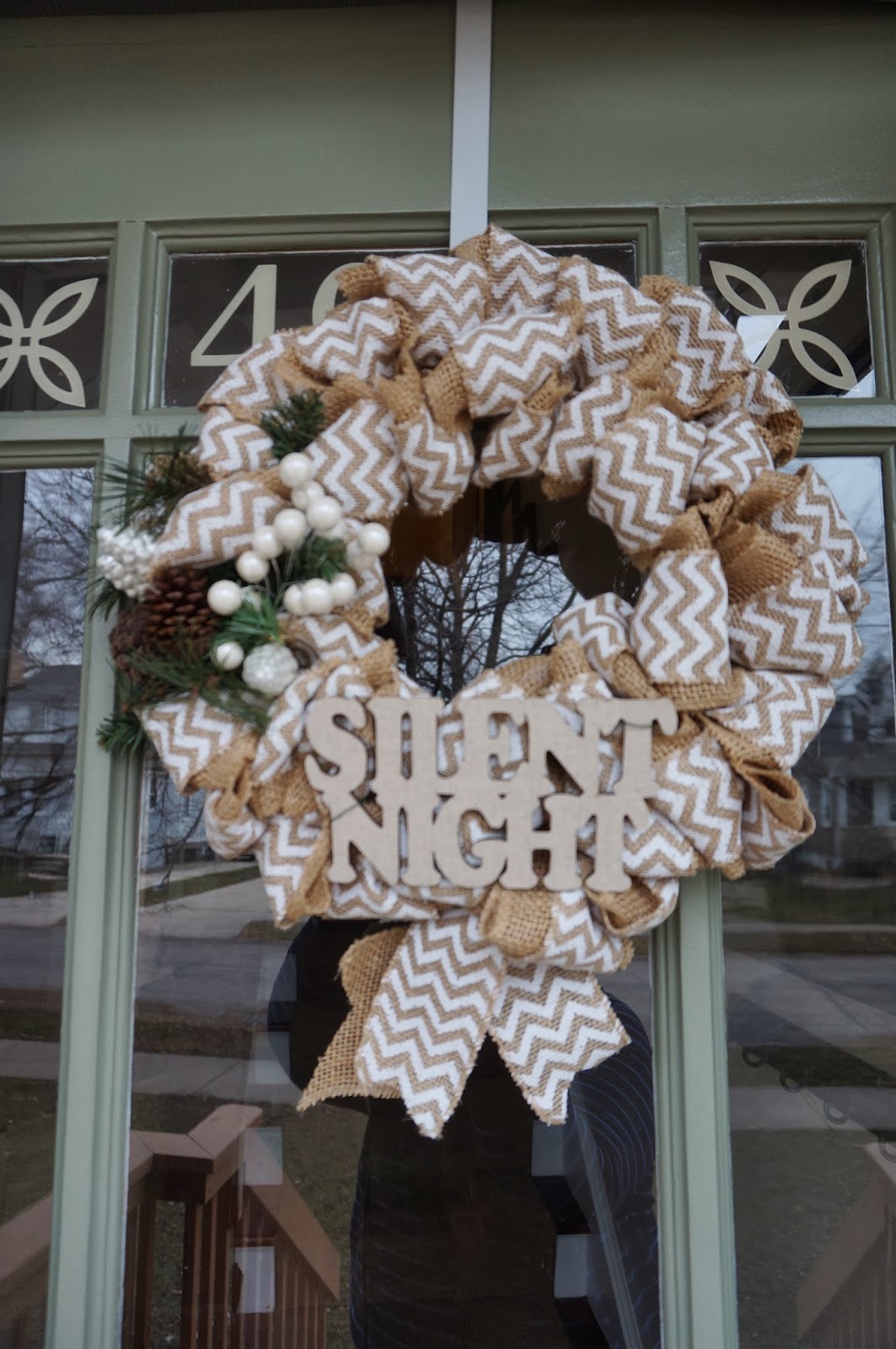 A Card A Day... A Burlap Christmas (wreath)