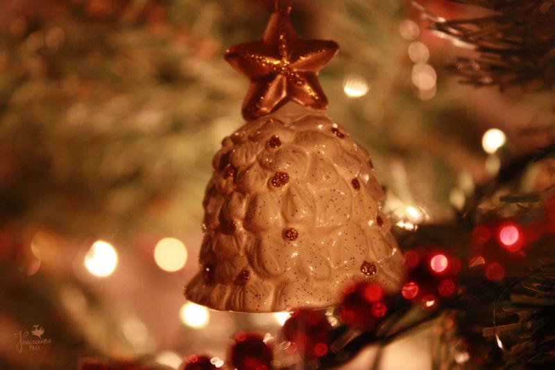 Beautiful Christmas Bells Collection International Fashions World's