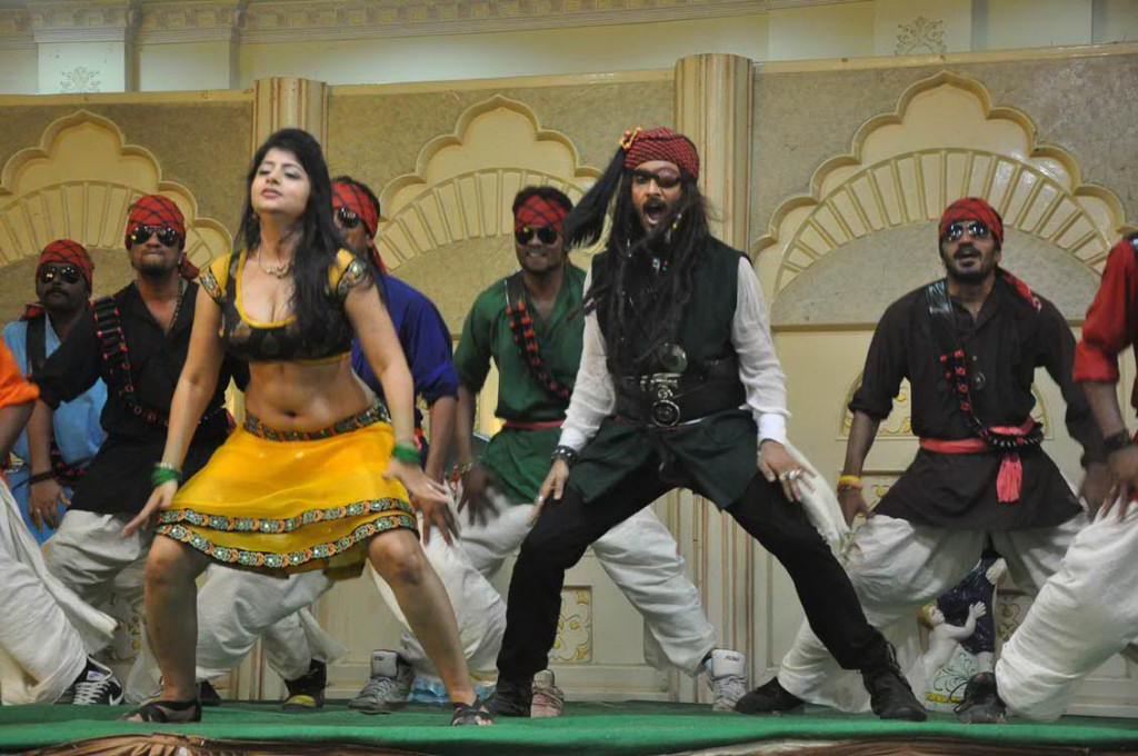 Hot Item Song dance Stills at Jai Sriram Movie world actress photos