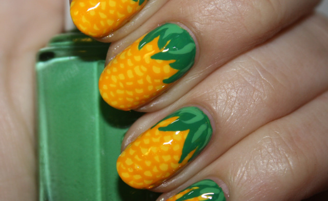 Pineapple Nail Art