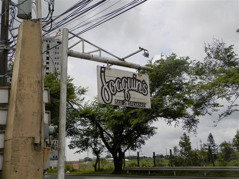 Hand Prints In The Sand Joaquin Bed & Breakfast Tagaytay