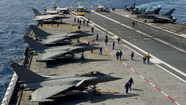 Estados Unidos enviam aviões não tripulados para a Líbia