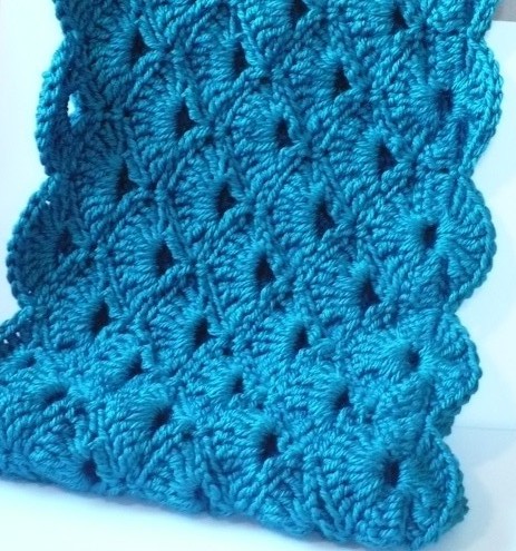 Lets create: Scallop Crochet Scarfs