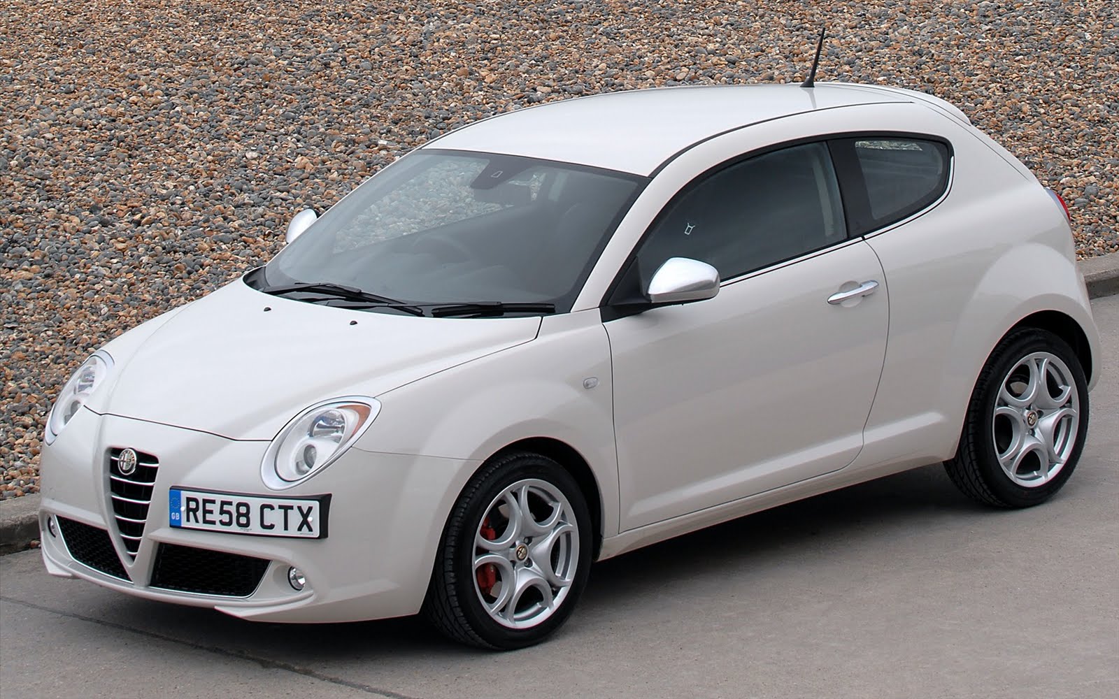 alfa romeo mito bose sound system