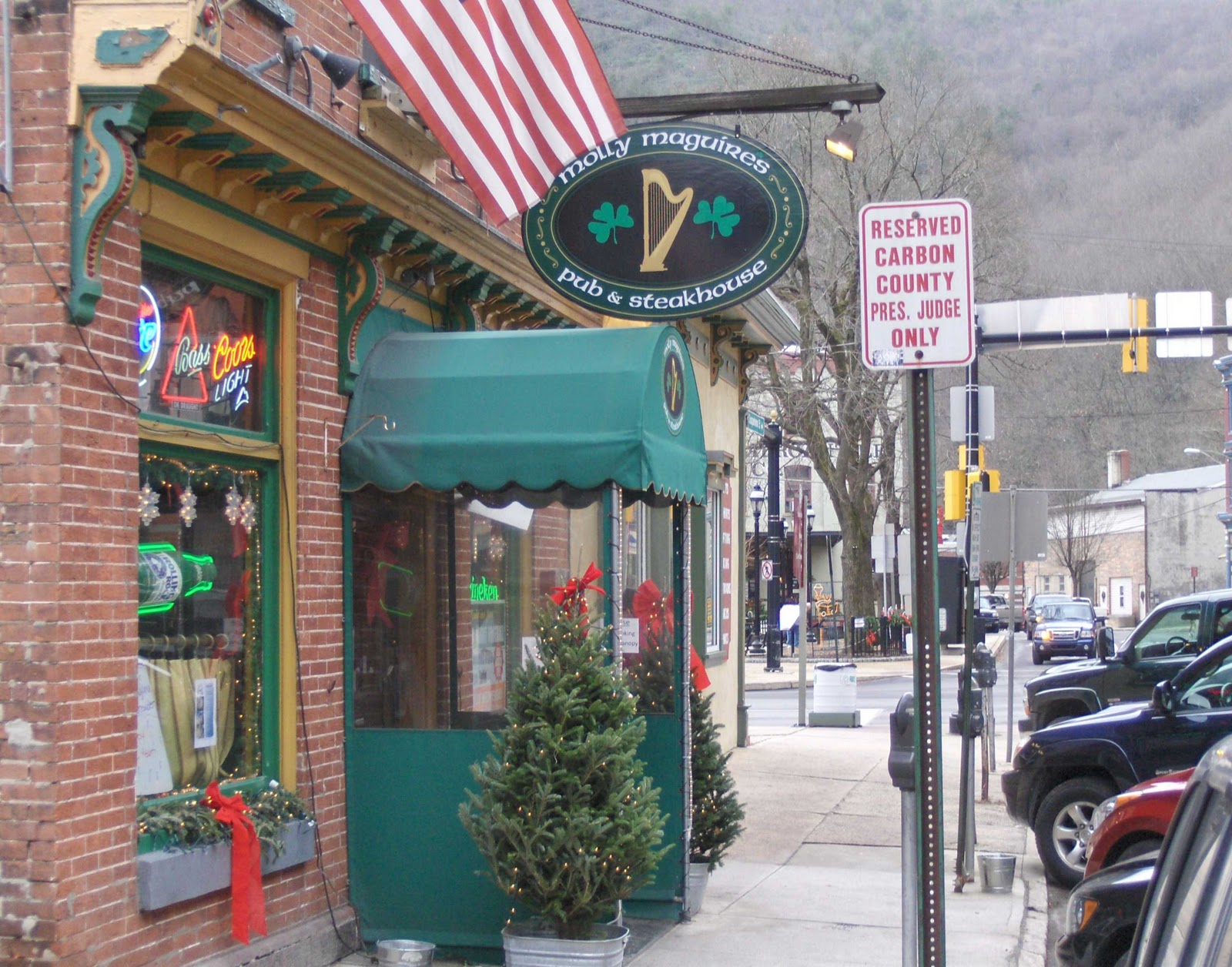 Town pennsylvania trip thorpe jim charming onlyinyourstate road pa perfect summer events olde namesake honor celebration including festival fall birthday Ghost Town: Jim Thorpe, Pennsylvania