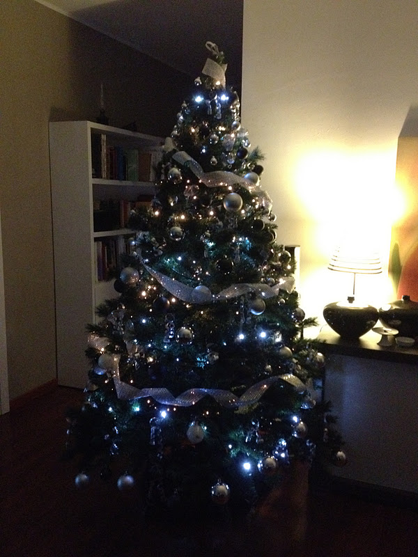 Albero Di Natale Nero E Argento.Cortigianerie Albero Di Natale 2011