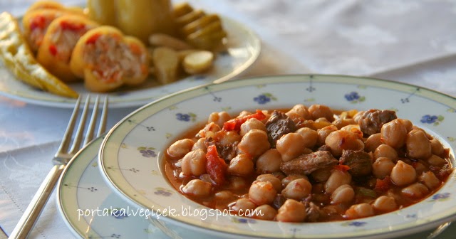 Etli Nohut Yemeği
