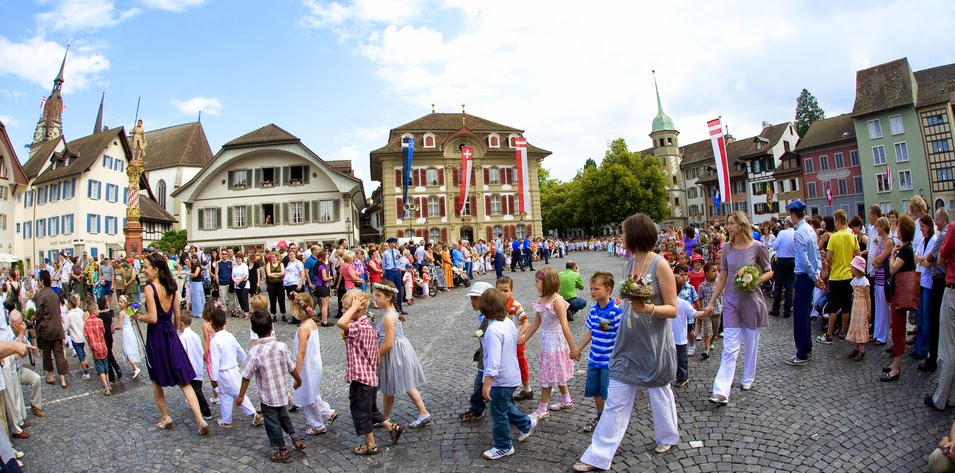 Grossaufmarsch In Der Vianco Arena Brugg Tanzprojekt Der 4 Bis