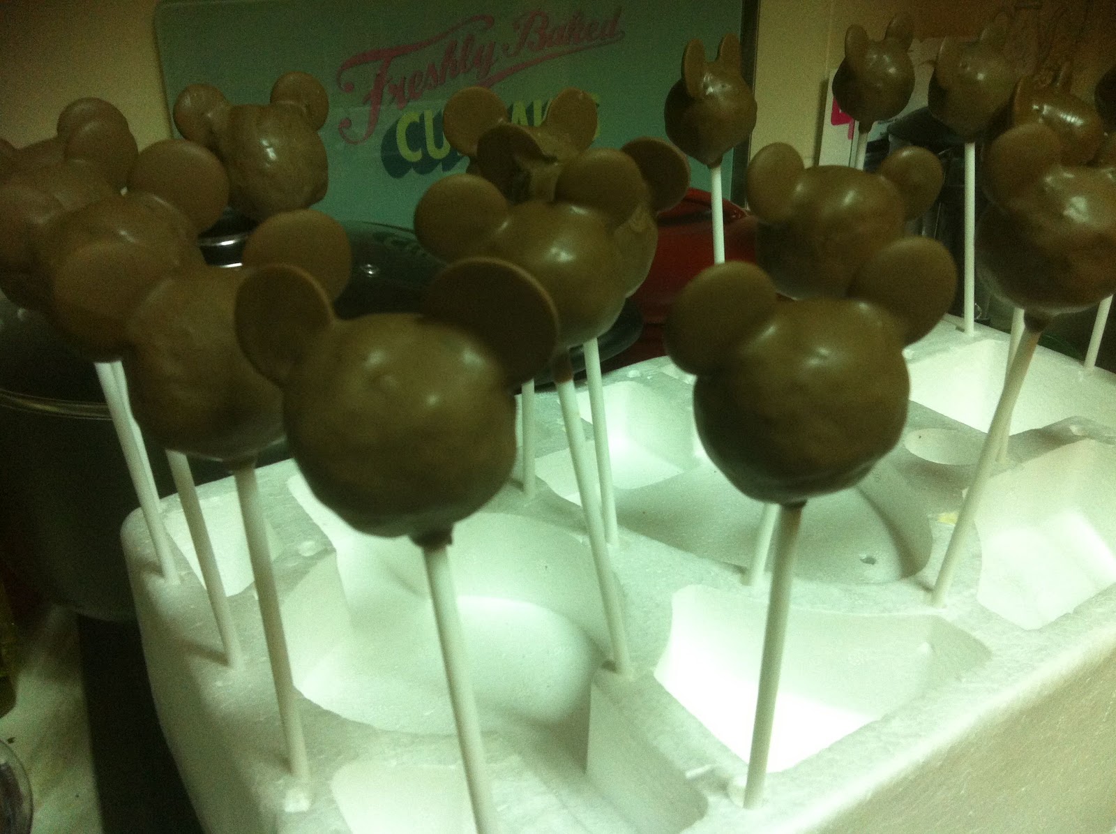 Minnie Mouse Cake Pops Pan