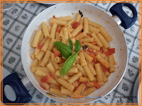 Tortiglioni con pomodoro e basilico