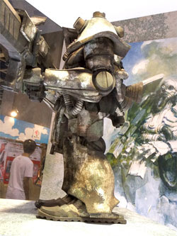 Crunchyroll - Artist Ashley Wood Creates Gundam Mobile Suit