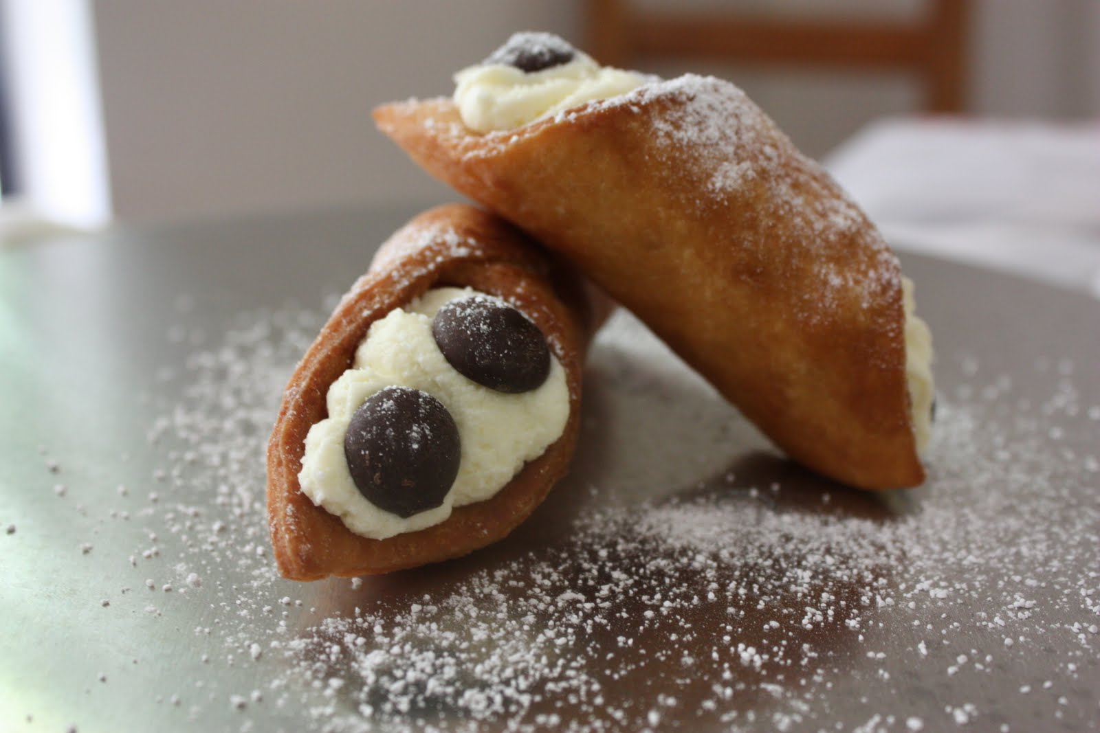 From Scratch Cannolis with Ricotta and Mascarpone