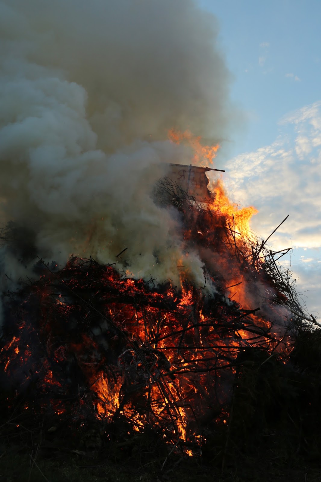 Elte Osterfeuer 2013