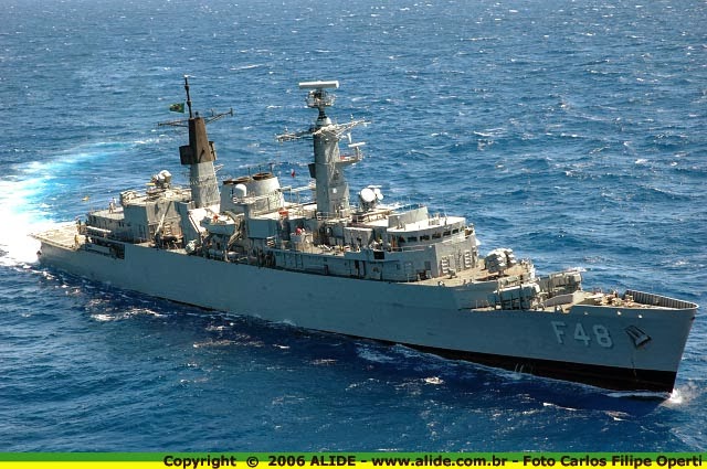 Fuerzas armadas de Brasil Bosisio+-+F+48,+ex-HMS+Brilliant+brasil