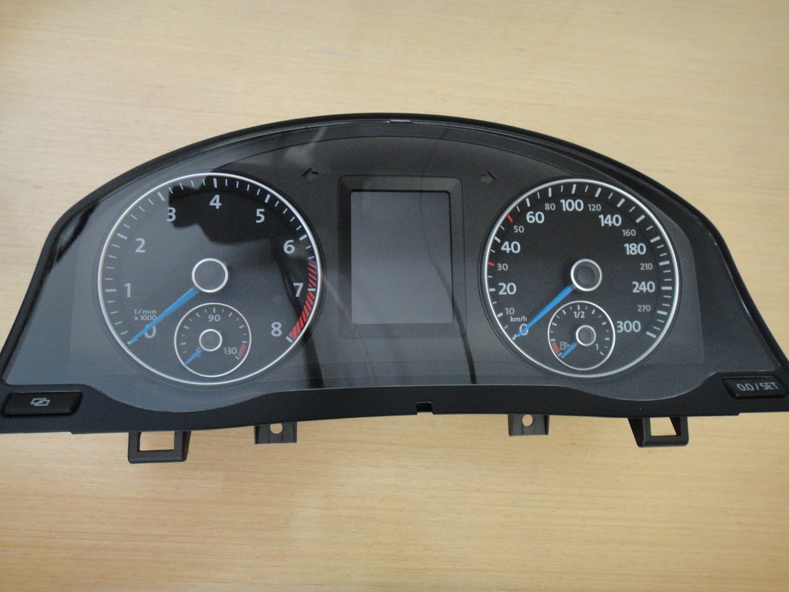 Vw Surf JETTA TSI RLINE CLUSTER RETROFIT