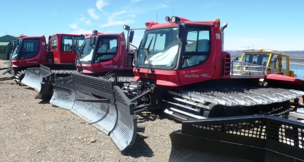 Australian Alpine Oversnow Equipment Kassbohrer/Pisten Bully