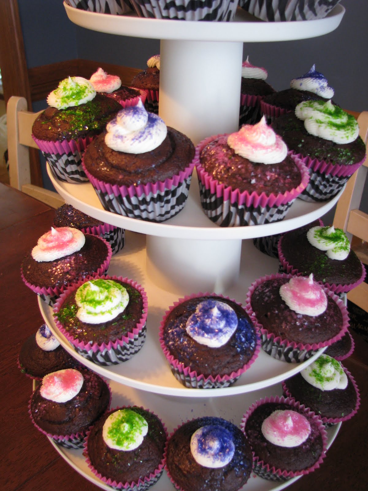 A Mean Cupcake Chocolate Birthday Cake & Cupcakes